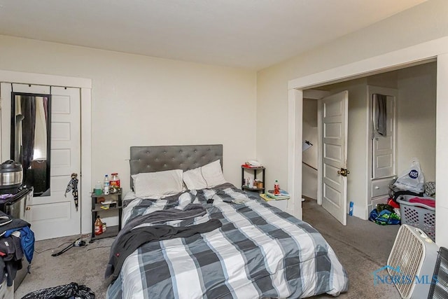 815 Dunwood Ct, Toledo, OH 43609 - bedroom with carpet