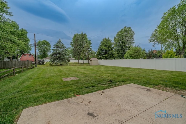 3849 Sylvanwood Dr, Sylvania, OH 43560 - view of yard featuring a patio