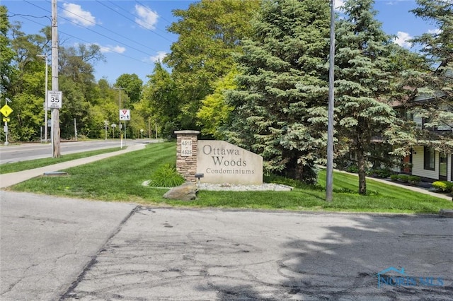 4519 W Bancroft St Unit 4, Toledo, OH 43615 - community sign with a lawn
