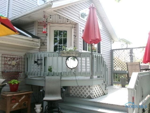 443 E 4th St, Ottawa, OH 45875 - view of wooden deck
