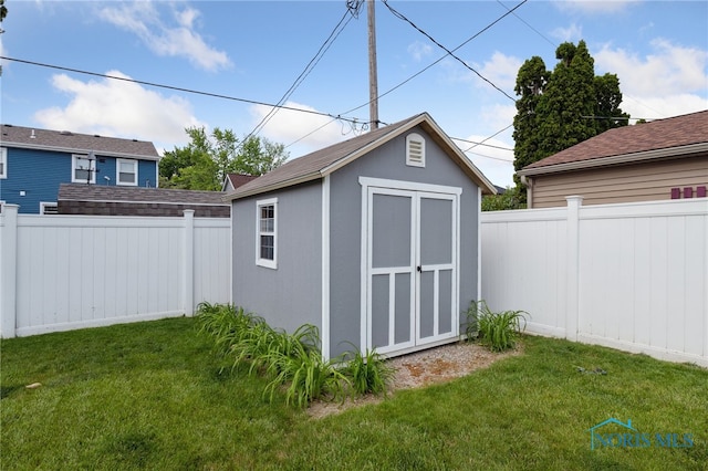 2546 Redfox Dr, Toledo, OH 43611 - view of shed