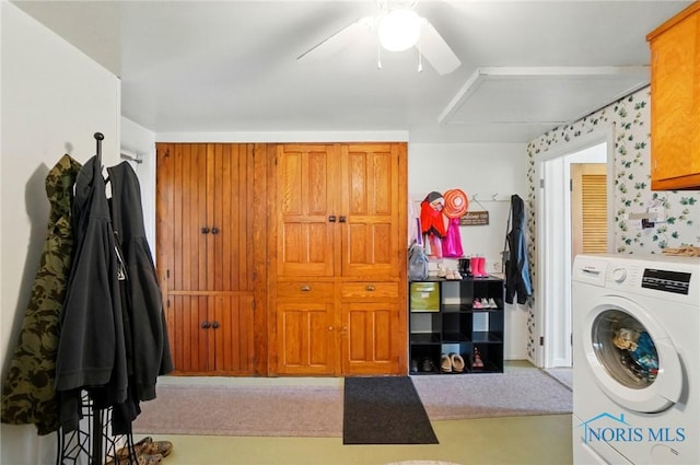 18827 State Route 2, Wauseon, OH 43567 - laundry room featuring washer / clothes dryer, a ceiling fan, and cabinet space