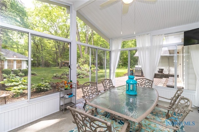 7915 W Bancroft St, Toledo, OH 43617 - sunroom / solarium with a ceiling fan, lofted ceiling, and outdoor dining space