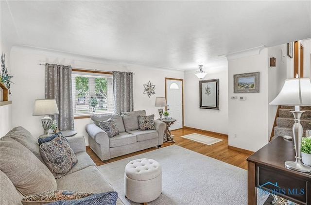 1796 Bucklew Dr, Toledo, OH 43613 - living area featuring wood finished floors and baseboards