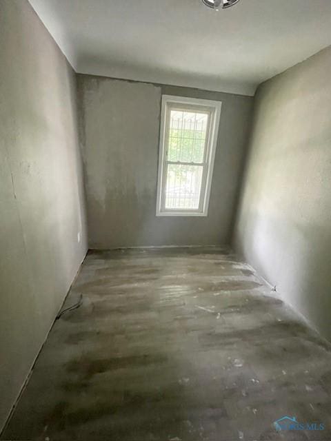 3223 Maple St, Toledo, OH 43608 - view of empty room