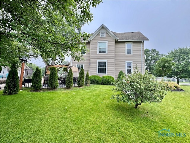 1520 S Clinton St, Defiance, OH 43512 - view of front of house