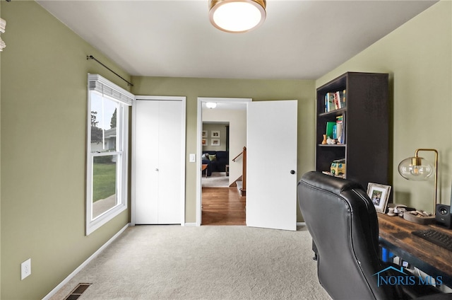 826 Touraine Ave, Bowling Green, OH 43402 - office area with carpet and baseboards