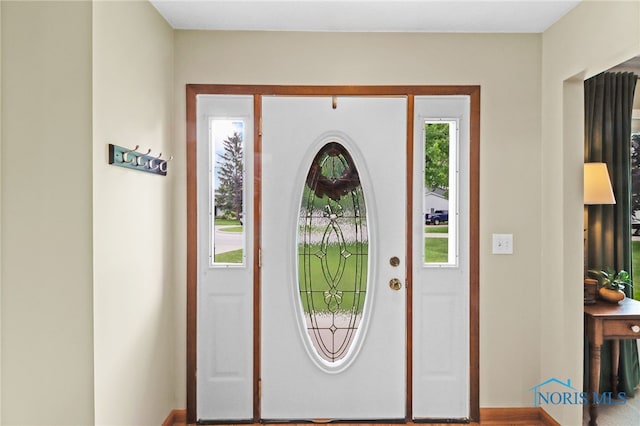 826 Touraine Ave, Bowling Green, OH 43402 - view of entrance foyer