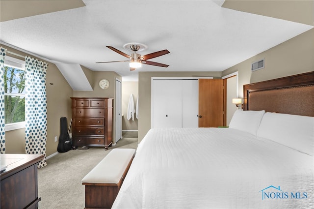 826 Touraine Ave, Bowling Green, OH 43402 - bedroom with baseboards, light carpet, and a ceiling fan