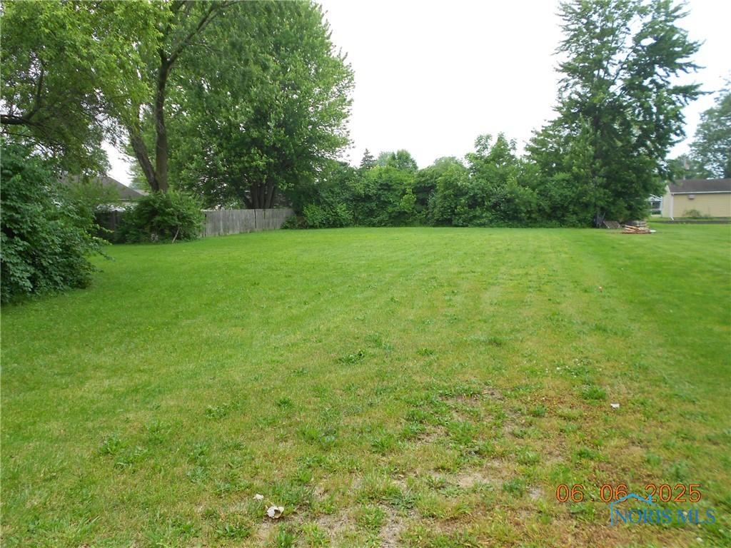 901 Central Ave, Fostoria, OH 44830 - photo 3