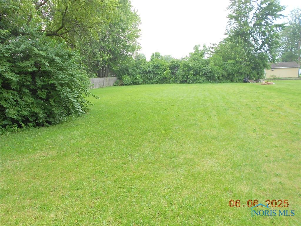 901 Central Ave, Fostoria, OH 44830 - photo 4