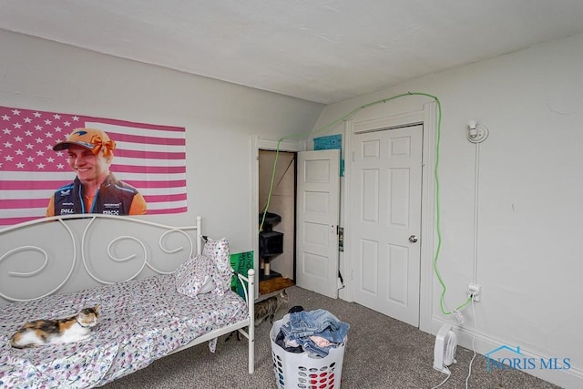 2721 Fremont St, Toledo, OH 43605 - carpeted bedroom with lofted ceiling