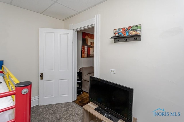 635 Plymouth St, Toledo, OH 43605 - recreation room featuring a paneled ceiling and carpet
