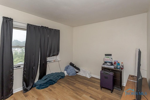 230 Heffner St, Toledo, OH 43605 - miscellaneous room featuring wood finished floors and baseboards