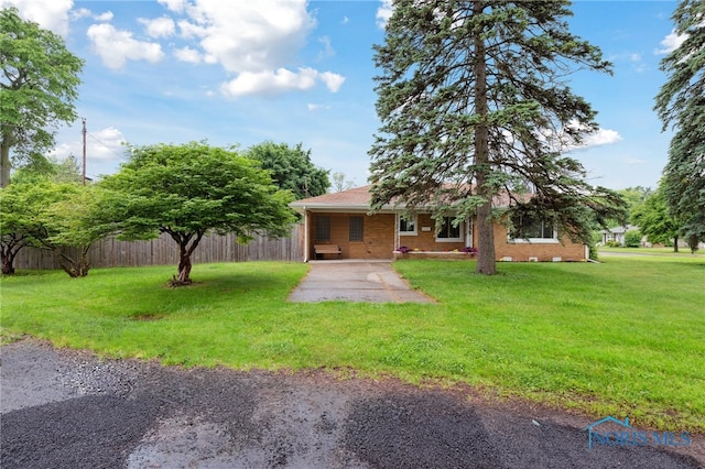 1240 Westgate Rd, Toledo, OH 43615 - view of front facade featuring brick siding