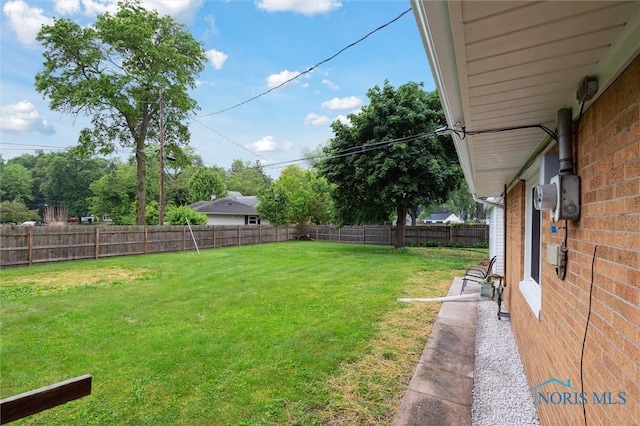 1240 Westgate Rd, Toledo, OH 43615 - view of yard