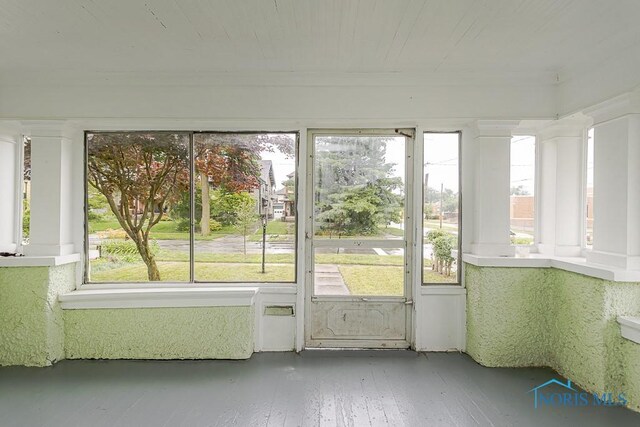 2740 Robinwood Ave, Toledo, OH 43610 - view of unfurnished sunroom