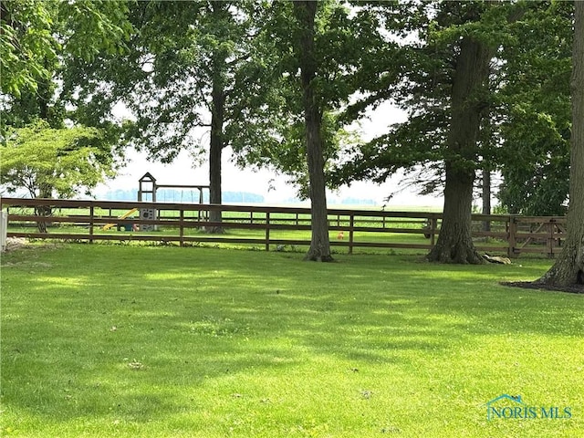 534 S Butternut St, Deshler, OH 43516 - view of yard