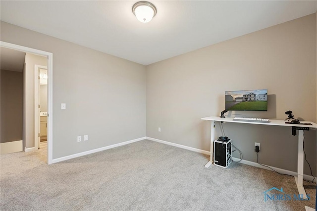 8805 Birchfield Rd, Sylvania, OH 43560 - unfurnished office with carpet and baseboards