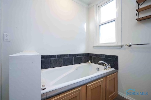 117 3rd St, Findlay, OH 45840 - bathroom featuring a garden tub