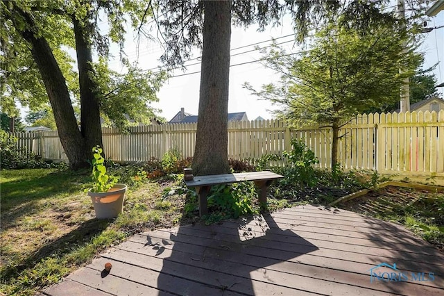 117 3rd St, Findlay, OH 45840 - deck featuring a fenced backyard