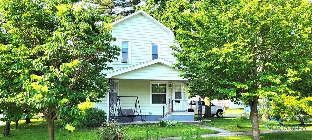 702 E Lawrence St, Montpelier, OH 43543 - photo 1