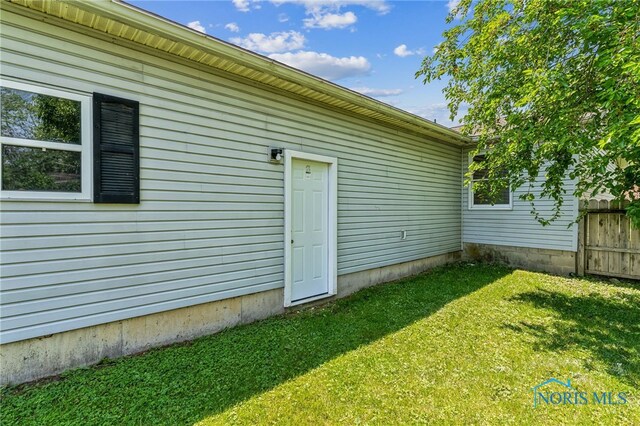 304 Wise St, Forest, OH 45843 - view of yard