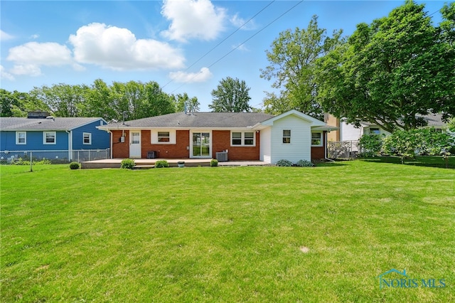 642 Edith Ave, Findlay, OH 45840 - view of front of house with a patio area and brick siding