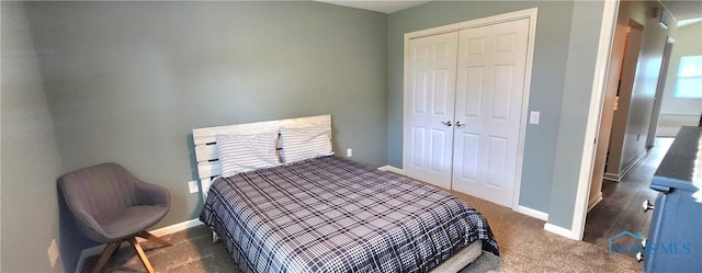 149 Carlee Ln, Findlay, OH 45840 - carpeted bedroom with a closet and baseboards