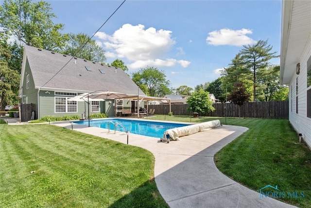 440 W 3rd St, Perrysburg, OH 43551 - view of swimming pool featuring a fenced backyard and a patio