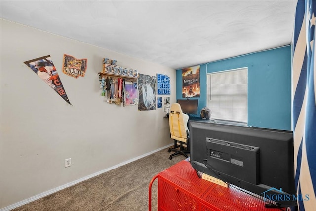 4252 Foxchapel Rd, Toledo, OH 43607 - carpeted home office featuring baseboards