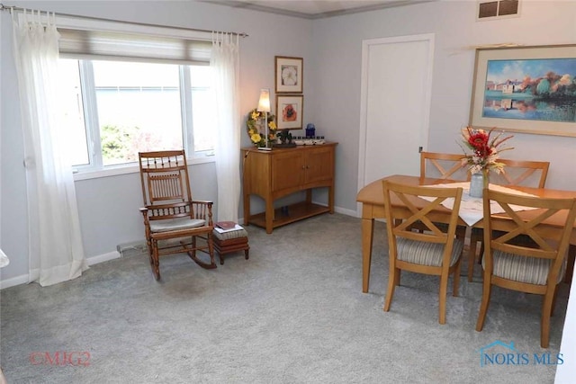 2605 Point Pleasant Way, Toledo, OH 43611 - dining space featuring light carpet and baseboards