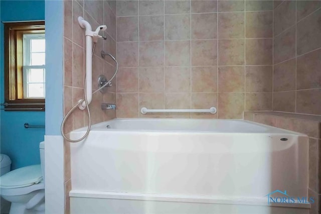 12044 W Duff Washa Rd, Oak Harbor, OH 43449 - bathroom featuring toilet