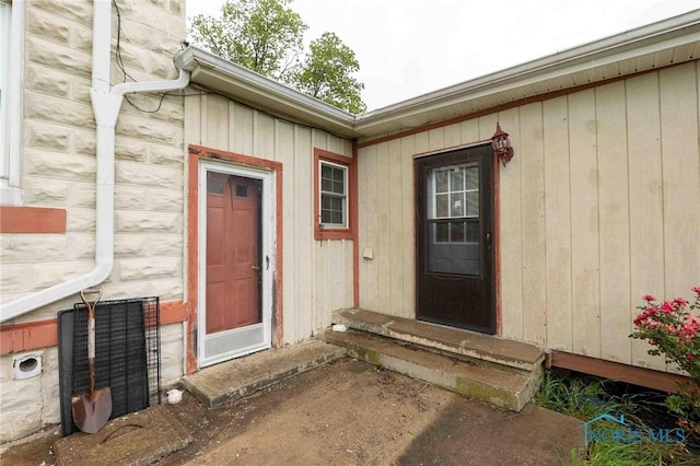 12044 W Duff Washa Rd, Oak Harbor, OH 43449 - property entrance featuring a garage