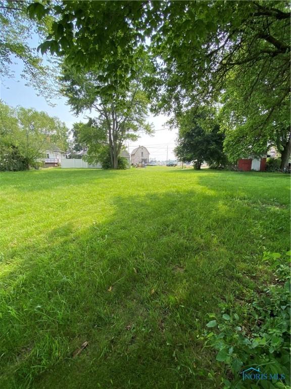 429 S Town St, Fostoria, OH 44830 - photo 3