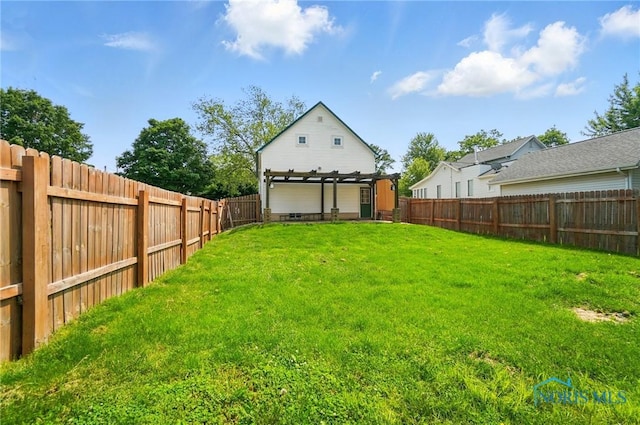 638 W Elm St, Wauseon, OH 43567 - fenced backyard with a pergola