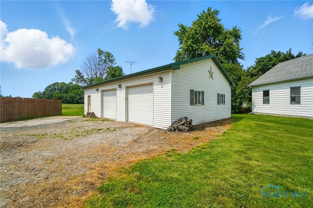 638 W Elm St, Wauseon, OH 43567 - view of detached garage
