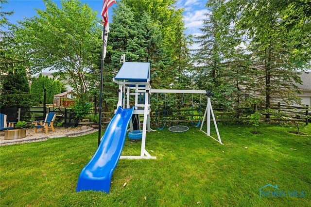 7910 Quail Creek Rd, Maumee, OH 43537 - view of playground