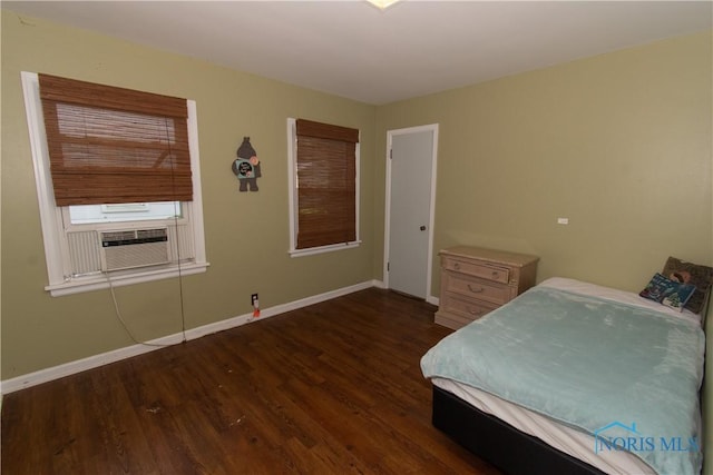 2823 Wicklow Rd, Toledo, OH 43606 - bedroom featuring wood finished floors and cooling unit
