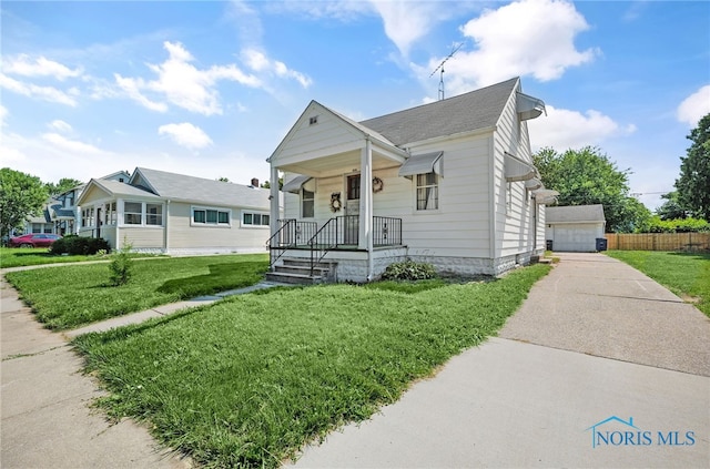 806 Evesham Ave, Toledo, OH 43607 - photo 2
