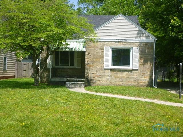 2160 Marlow Rd, Toledo, OH 43613 - rear view of house with stone siding