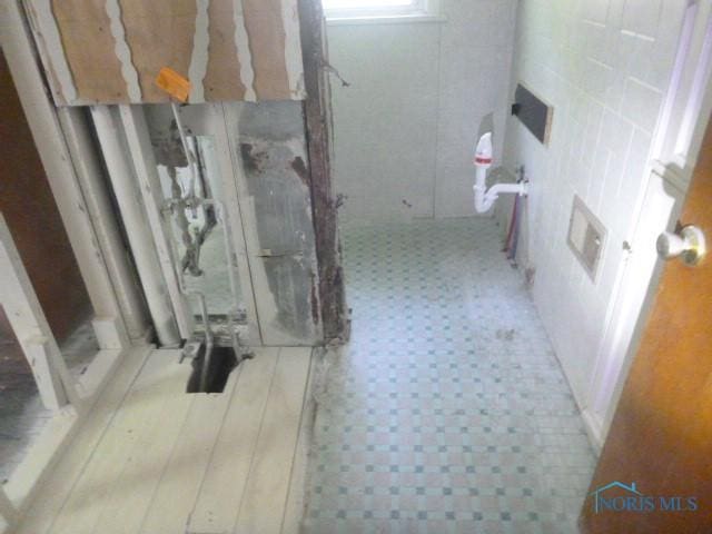 2160 Marlow Rd, Toledo, OH 43613 - view of bathroom