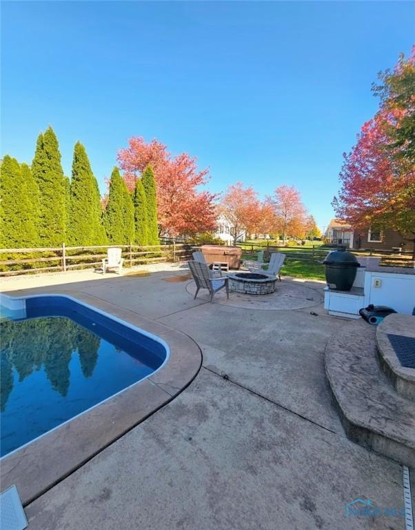1232 Grassy Ct, Rossford, OH 43460 - photo 6