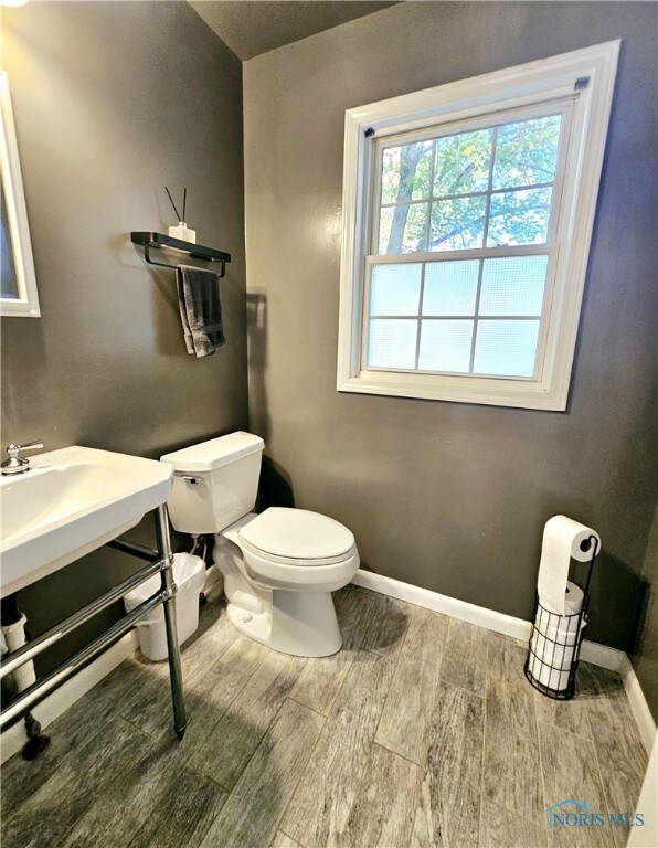 1232 Grassy Ct, Rossford, OH 43460 - photo 29