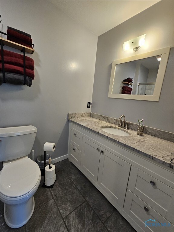 1232 Grassy Ct, Rossford, OH 43460 - photo 33