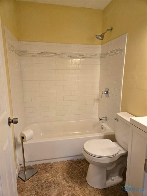 2421 106th Rd, Toledo, OH 43611 - bathroom with  shower combination and vanity