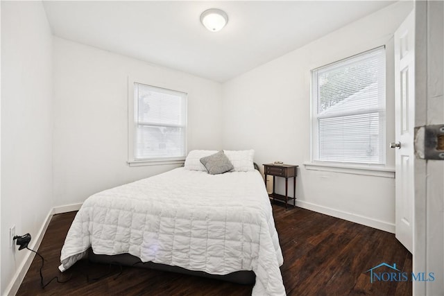 2421 106th Rd, Toledo, OH 43611 - bedroom with wood finished floors