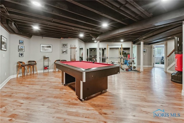 4811 Yosemite Pkwy, Sylvania, OH 43560 - playroom featuring billiards table and light wood finished floors