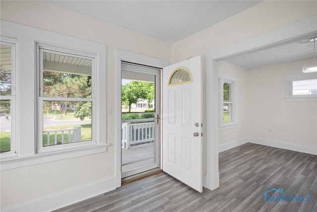 3504 Willys Pkwy, Toledo, OH 43612 - foyer entrance with wood finished floors and baseboards