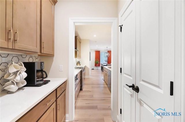 1635 Winterwood Ct, Bowling Green, OH 43402 - hallway with light wood-style flooring and recessed lighting